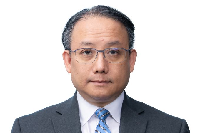 Mr Peter Chan