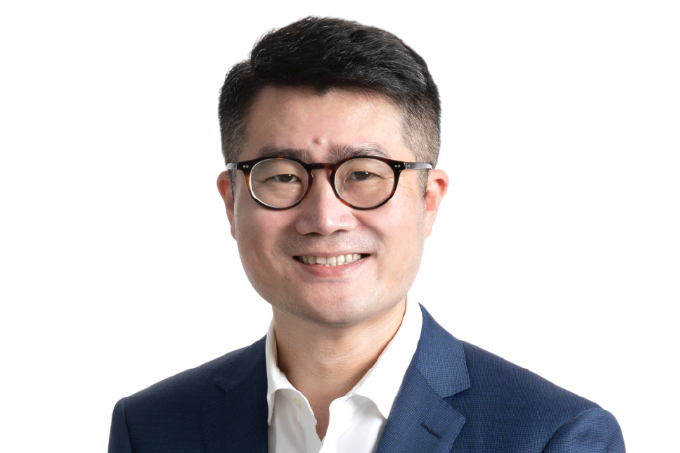 Mr Joe Yan